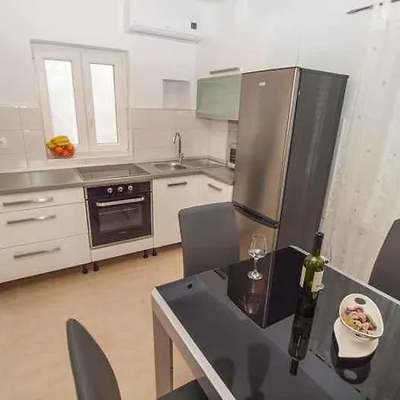 Apartmán Karlo *