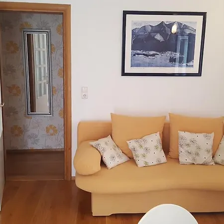 Apartament Karlo