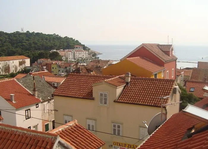 Karlo * Μακάρσκα