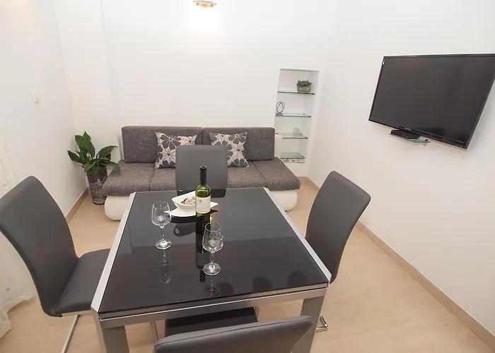 Karlo Διαμέρισμα