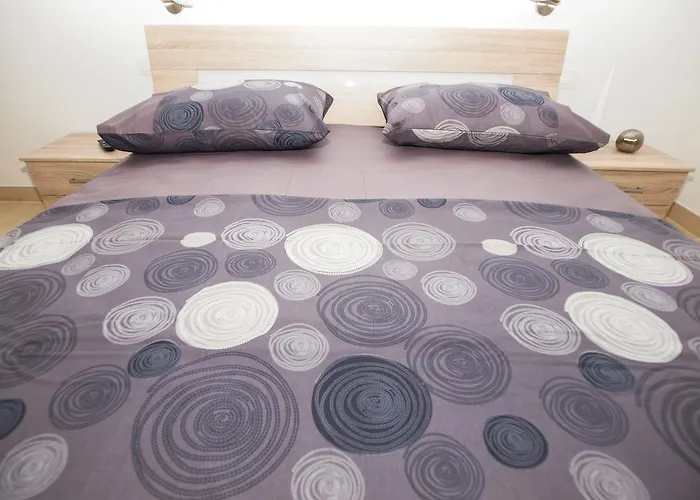 Karlo Διαμέρισμα *