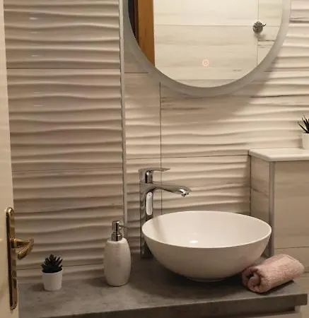 Karlo Апартаменти Макарська