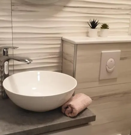 Karlo Макарська