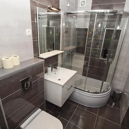 Karlo Макарська