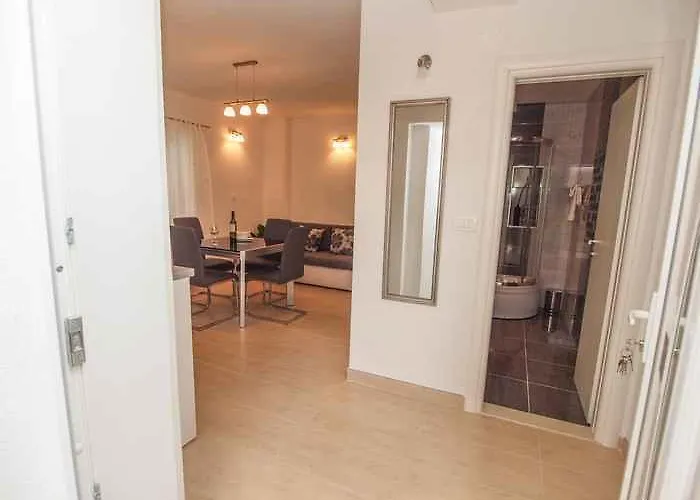 Karlo * 马卡尔斯卡